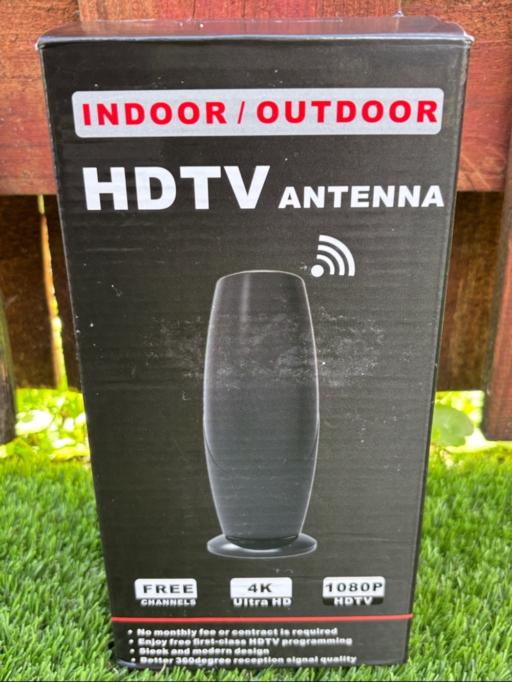 Indoor/Outdoor HDTV Antenna - Black